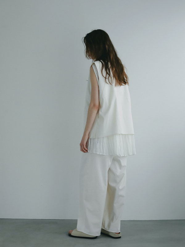 シャンブルサイドタックノーカラーベスト