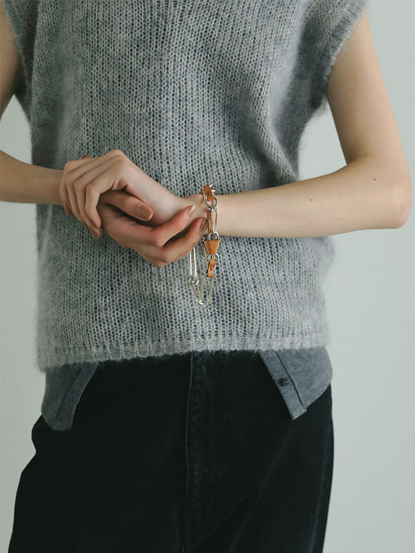 スーパーキッドモヘヤスリーブレスニットプルオーバー