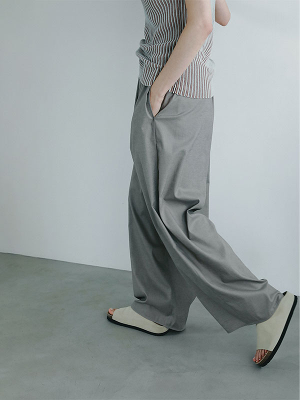 フロントラップシャンブルワイドパンツ