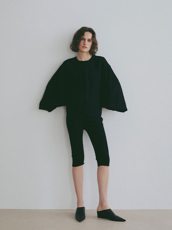 ホールガーメントニットバイカーパンツ