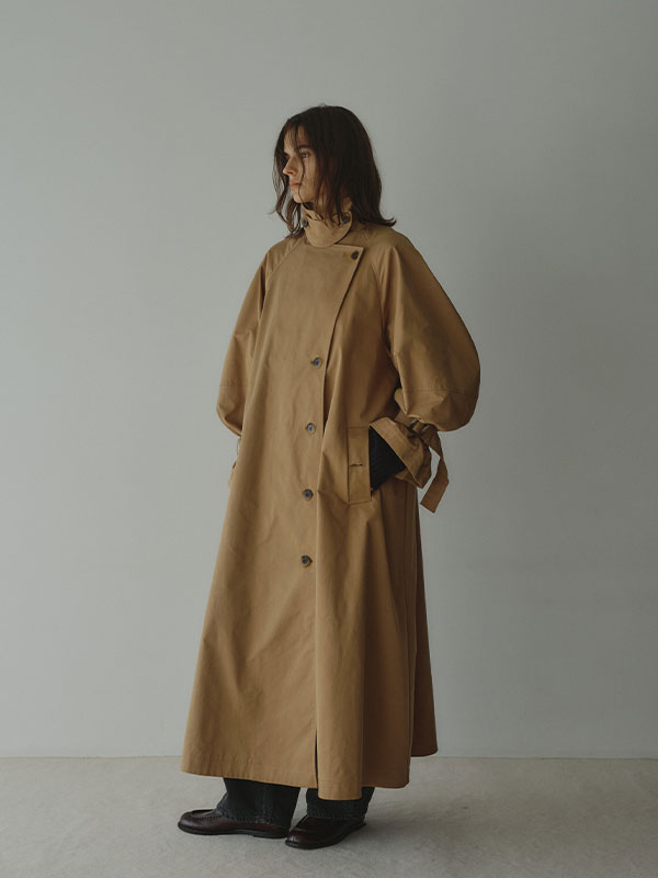 コンシャススリーブトレンチコート