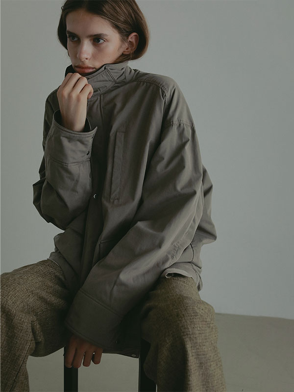 コンビネックワークブルゾン