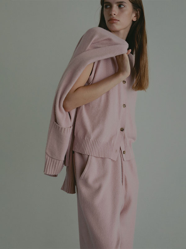 プレーンステッチVネックニットベスト