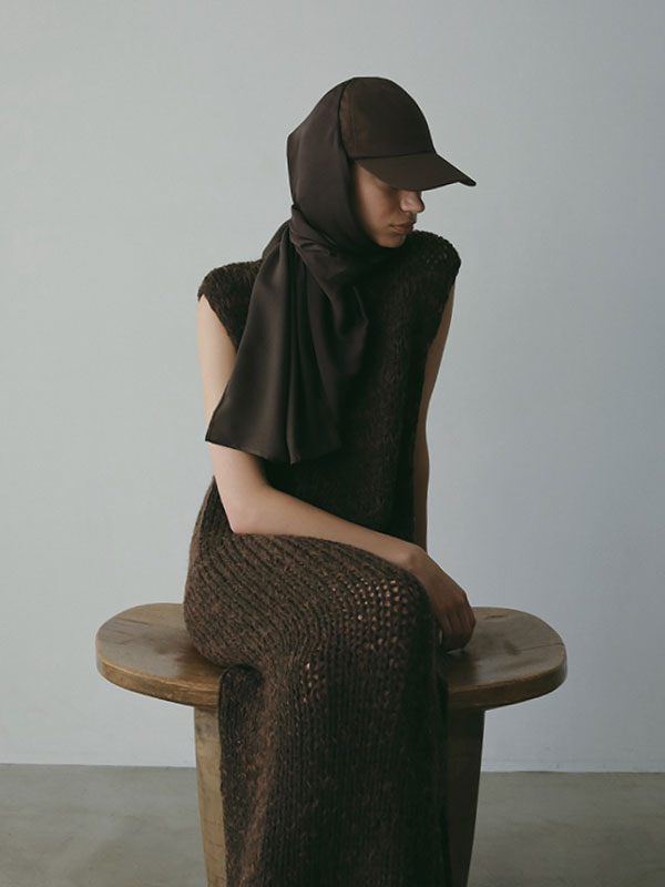 スリーブレスローゲージニットワンピース