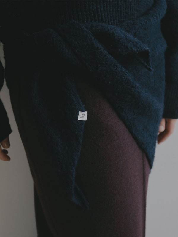 バンピーストールニットプルオーバー