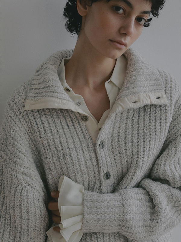 ブークレモールヤーンハイネックニットプルオーバー