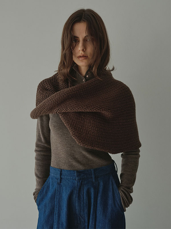 バルキーヤーンハンドニットスヌード