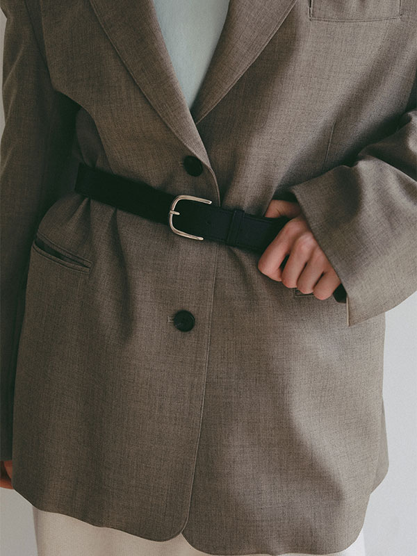 ブラスバックルレザーベルト