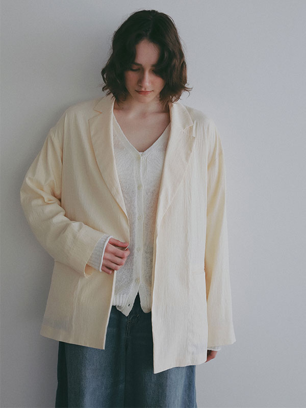 ナイロンエアリージャケット