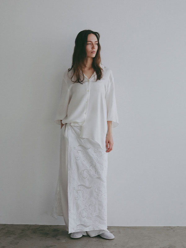 エンブロイダリースカーフ