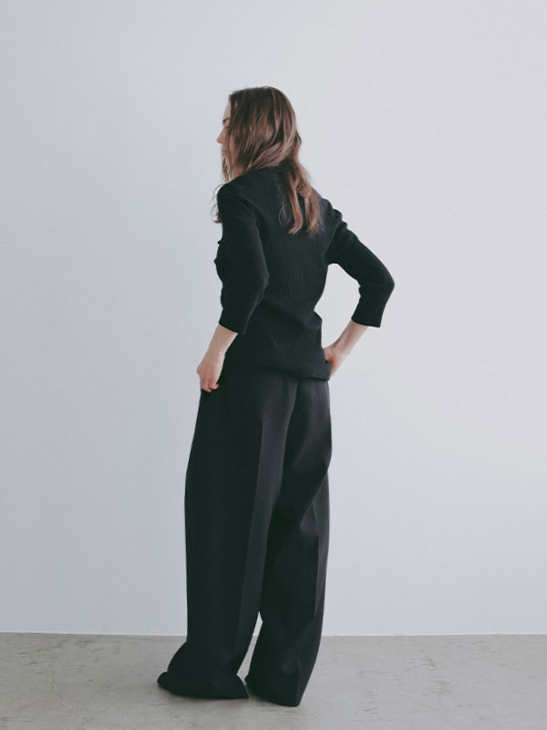 3/4スリーブヘンリーネックプルオーバー