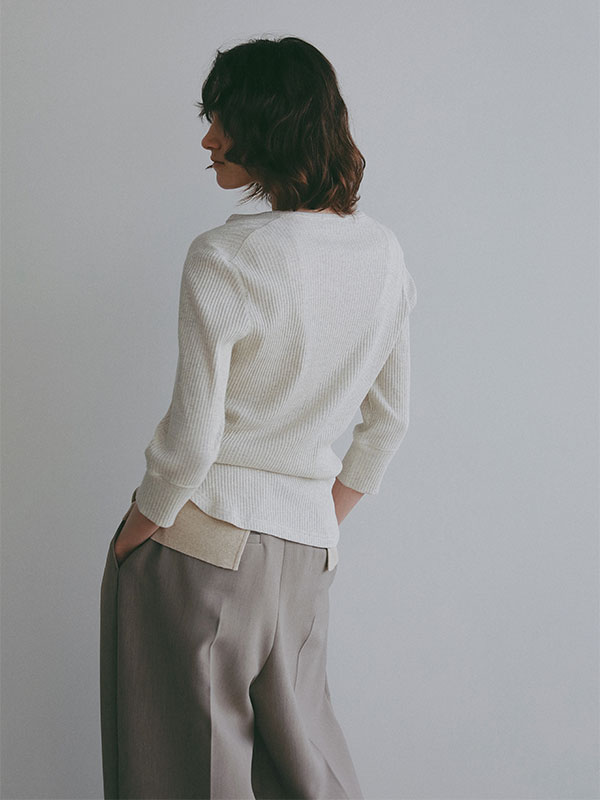 3/4スリーブヘンリーネックプルオーバー