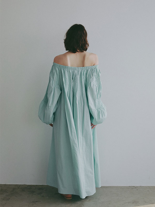 ハンドステッチボリュームワンピース