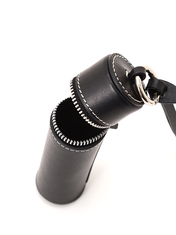 タンドレザージップリップケース