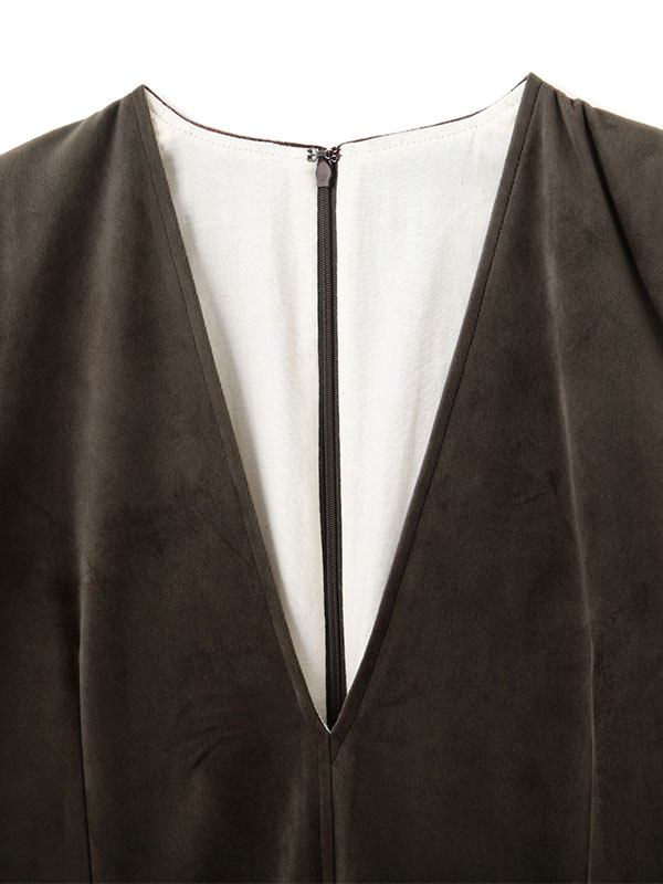 プランジングベロアワンピース