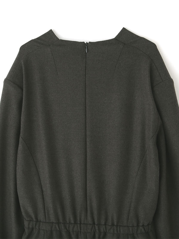 ウーステッドドレープネックワンピース