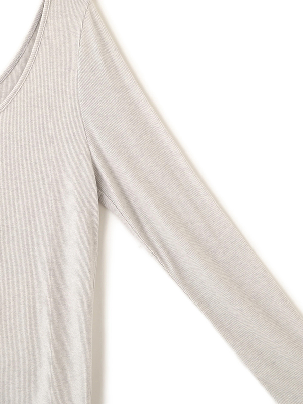 バトーネックカットプルオーバー