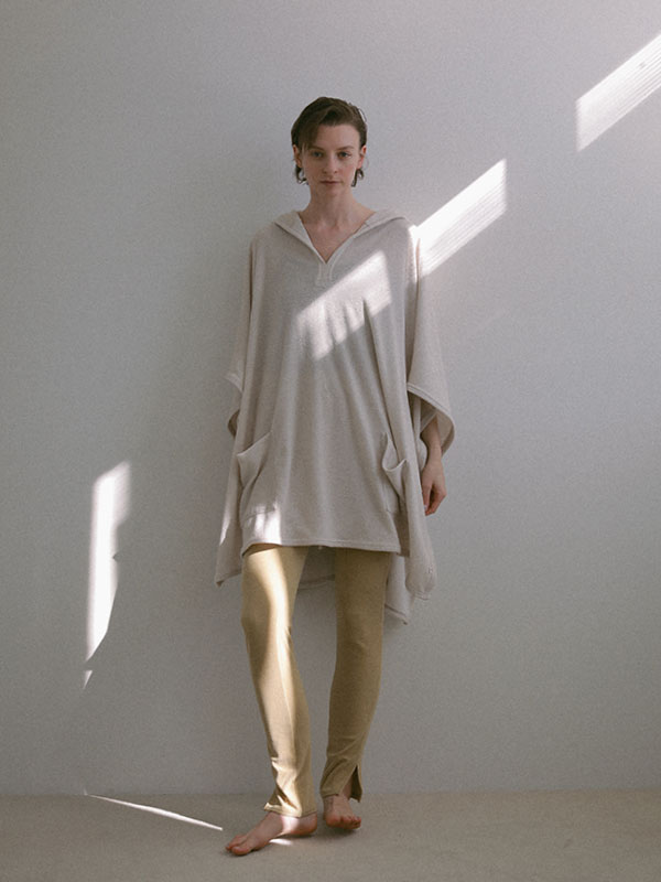 サイドスリットパイルレギンス