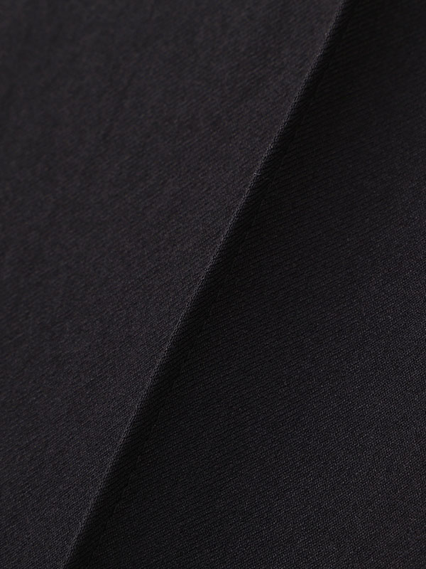 ピンタックスリムパンツ