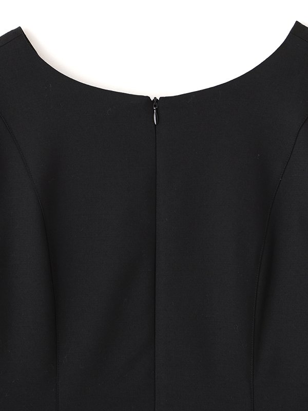 フロントファスナーウエストシェイプトップス