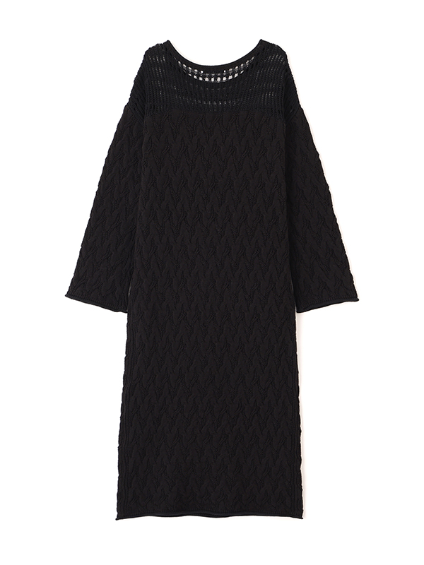 コードヤーンケーブルニットワンピース