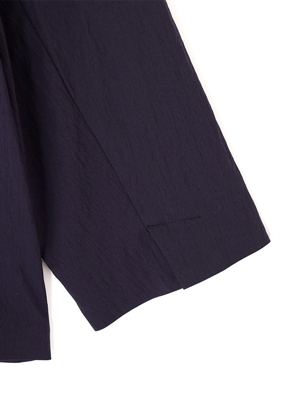 ナイロンエアリージャケット