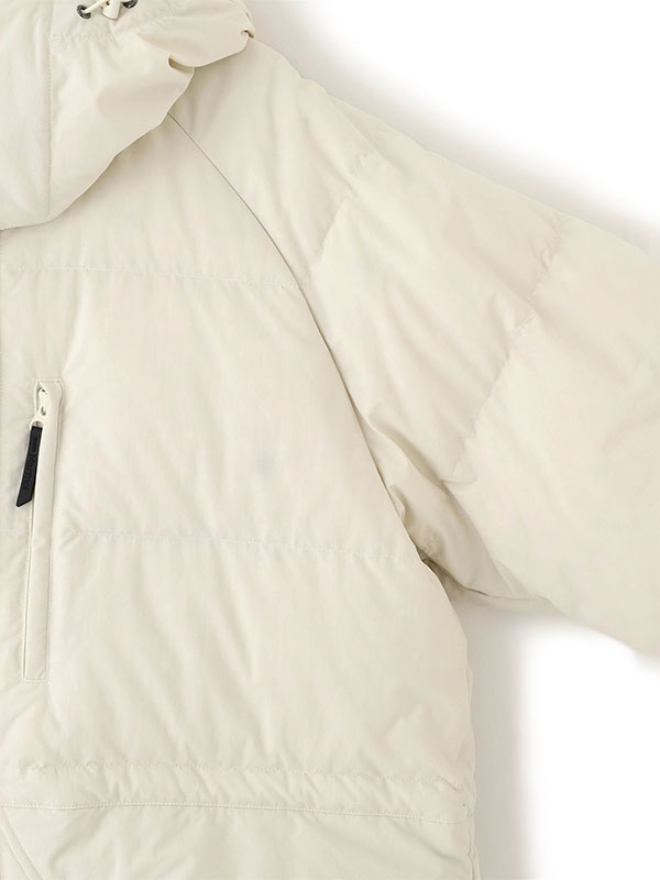 Marmot×ETRE TOKYO PERTEXダウンジャケット