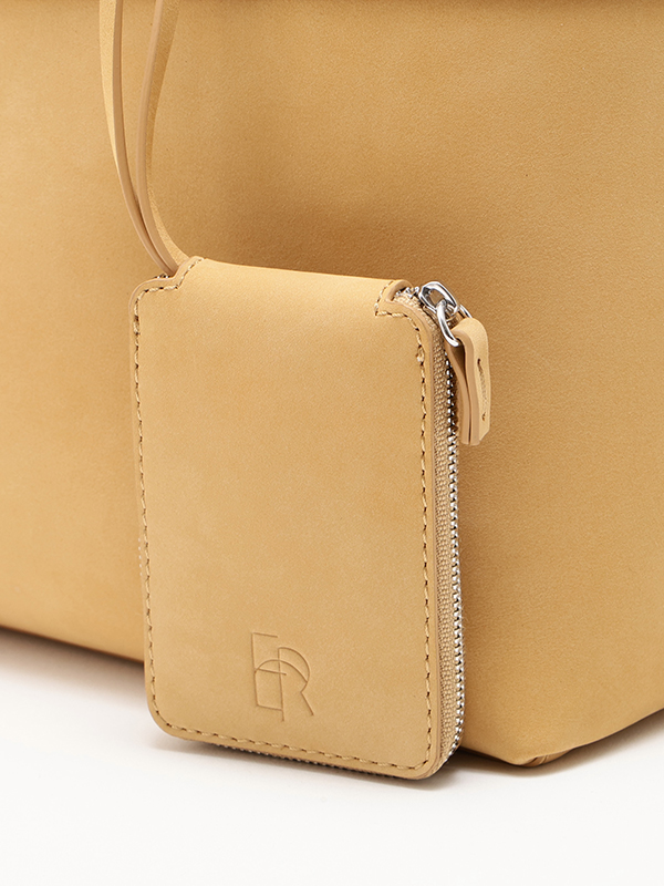 ボンディングレザートート