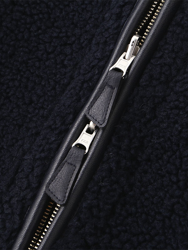 リバーシブルボアブルゾン