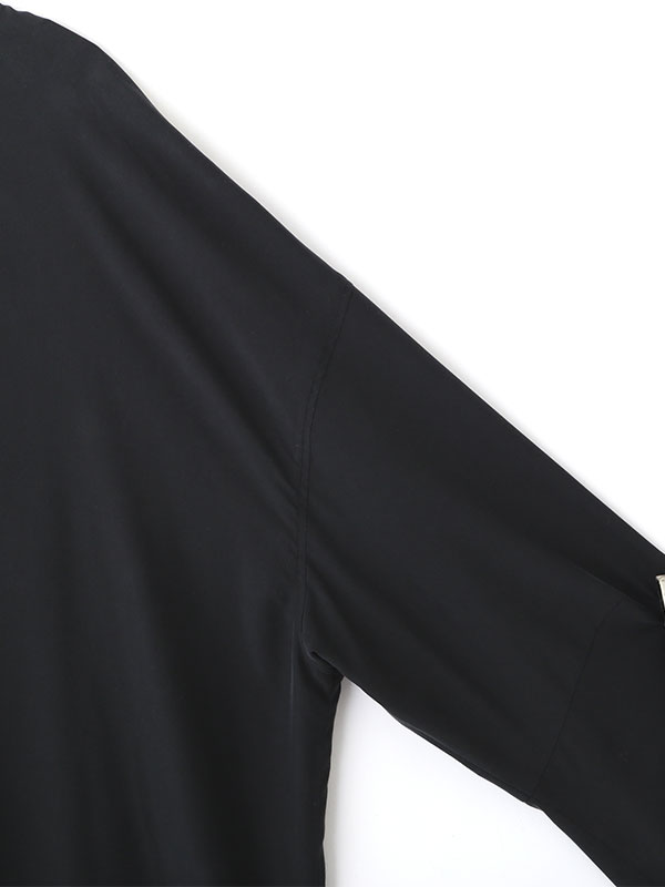 クルーネックオーバーサイズプルオーバー