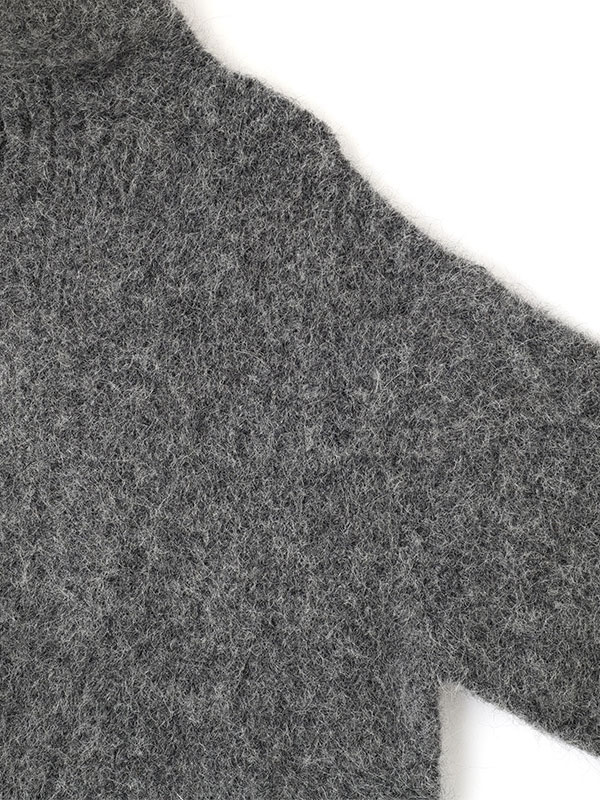 ハーフジップアルパカニットプルオーバー