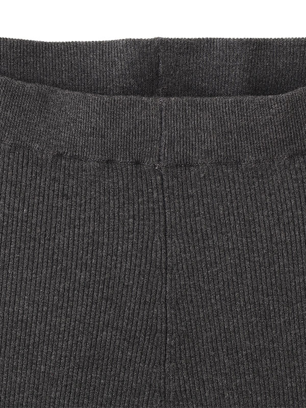 ヘムボタンニットレギンス