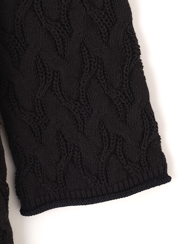 コードヤーンケーブルニットワンピース