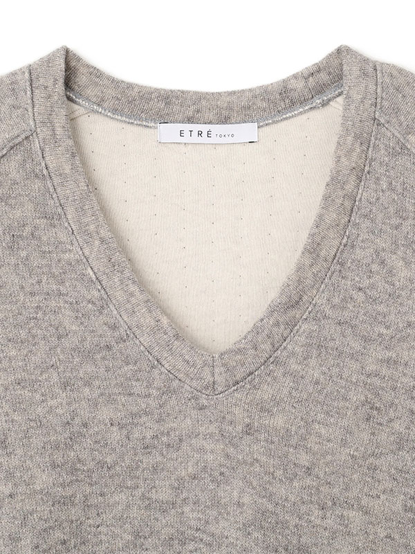 フラッフィーVネックプルオーバー