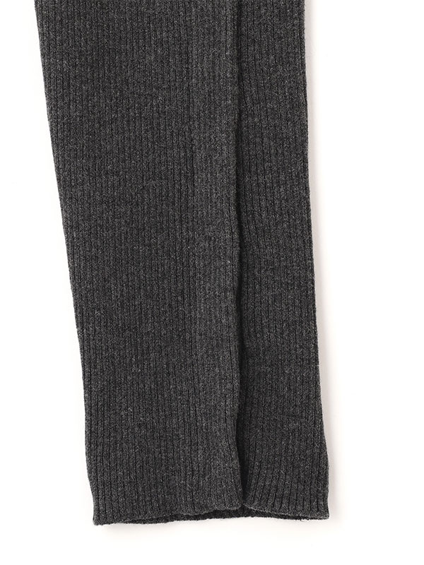 ヘムボタンニットレギンス