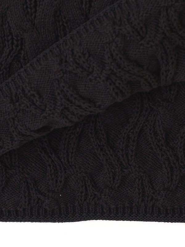 コードヤーンケーブルニットワンピース