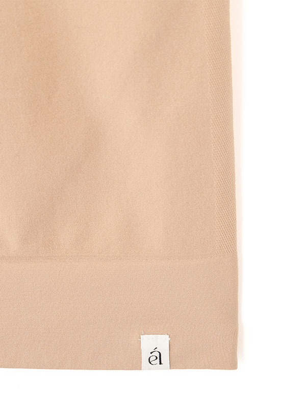 AMPHI×ETRE TOKYOフィットカップインキャミソール