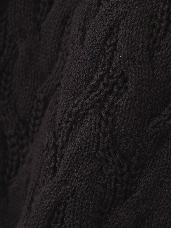 コードヤーンケーブルニットワンピース