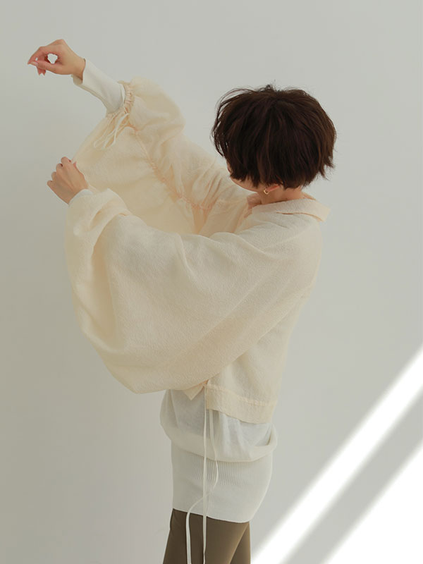 シャーリングシアーブラウス