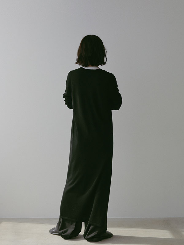 ウールラウンドネックIラインニットワンピース