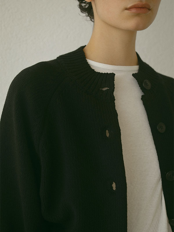 ハイネックコンパクトニットカーディガン