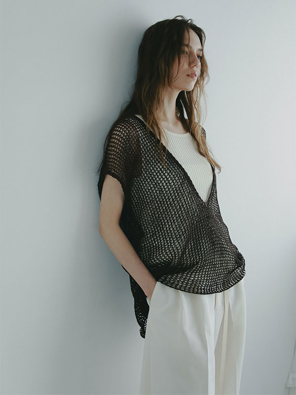 フィッシュネットスリーブレスニットプルオーバー