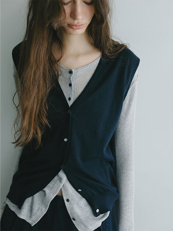 Etretokyo コットンカシミヤニットベスト ネイビー ETRE TOKYO - コットン カシミヤ ニット ベスト - CHARCOAL