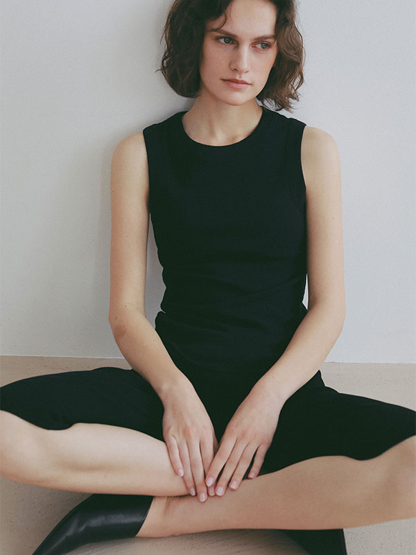 ホールガーメントニットバイカーパンツ