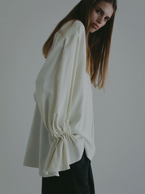 キャンディースリーブシルキーシャツ