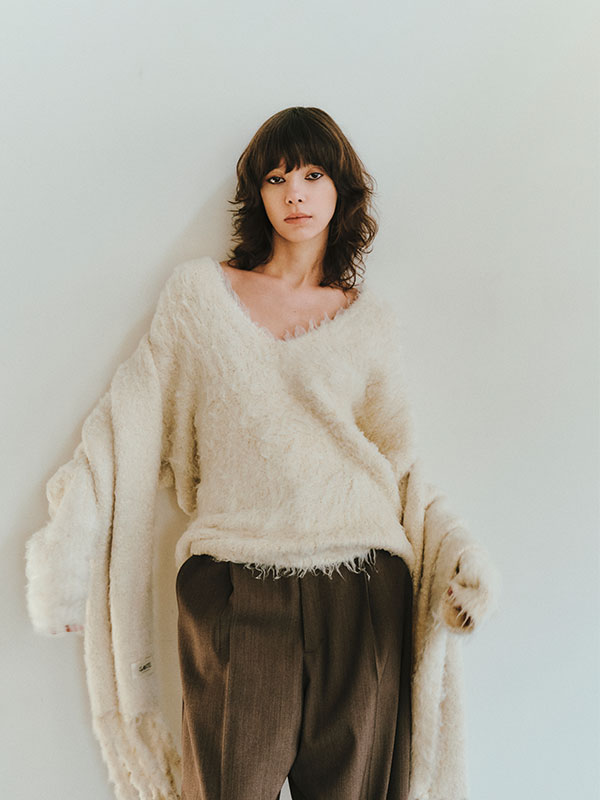 SANTEヘアリーシルクＶネックニットプルオーバー