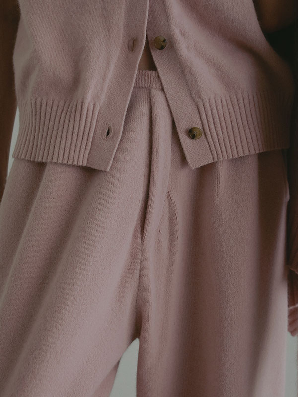 オールニードルニットジョガーパンツ