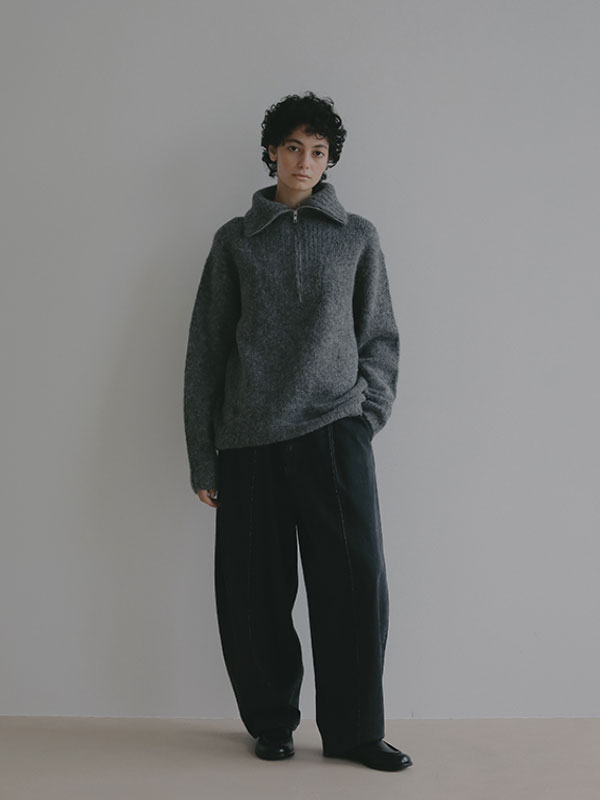ハーフジップアルパカニットプルオーバー