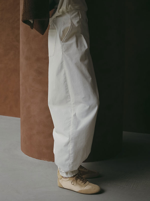 コーデュロイカーブジョガーパンツ