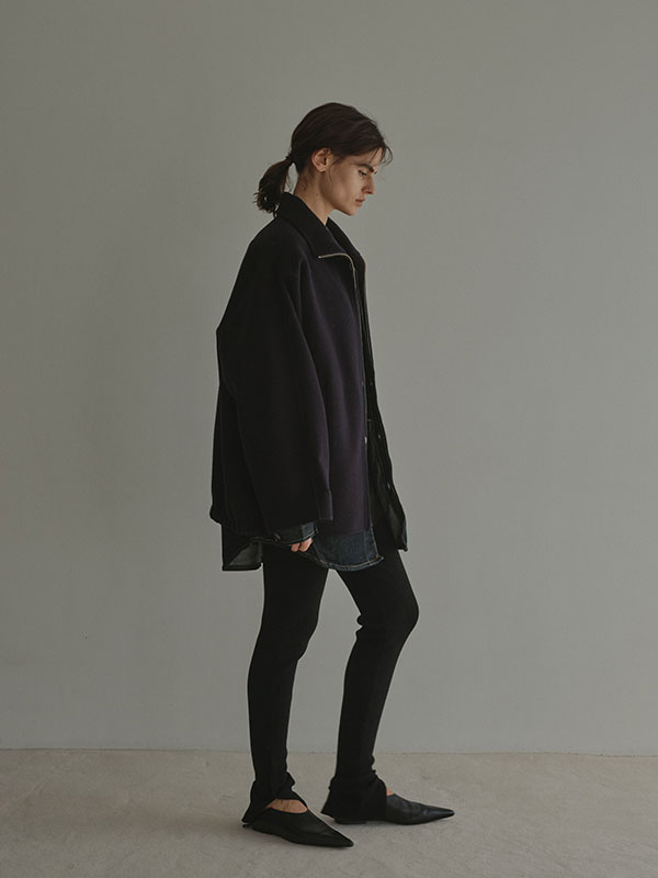 ヘムボタンニットレギンス